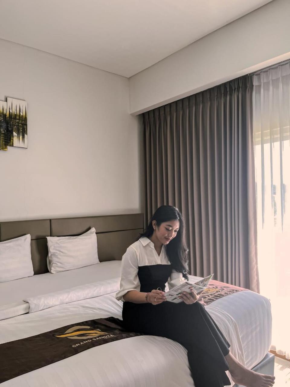 Grand Samota Hotel Sumbawa Buitenkant foto